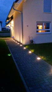 Wegbeleuchtung mit LED-Pflastersteinen